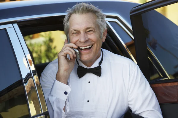 Senior Man On A Call — Stock Photo, Image