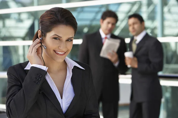 Businesswoman Using Cell Phone Outside Office — Stock Photo, Image