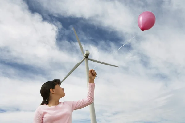 Girl Playing With Balloon At Wind Farm — Stock Photo, Image