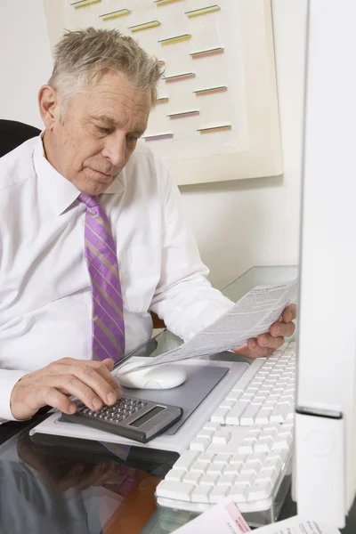 Businessman Working At Desk — Stock Photo, Image