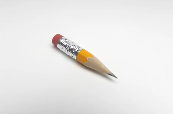 Małe zaostrzony ołówek — Zdjęcie stockowe