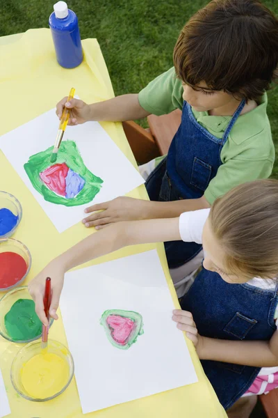 Kids Painting Outside — Stock Photo, Image