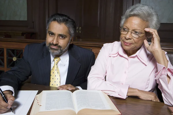 Solicitor And Client In Court — Stock Photo, Image