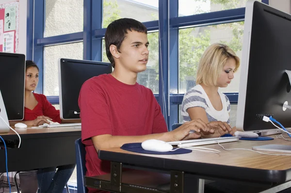 Escola Secundária Moderna — Fotografia de Stock