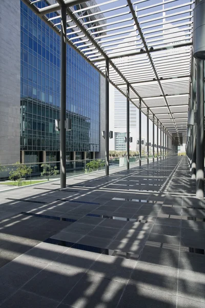 ドバイ国際金融センターで長い廊下 — ストック写真