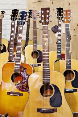 elektrik gitar toplama