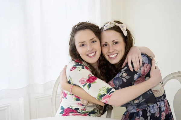 Young siblings hugging — Stock Photo, Image