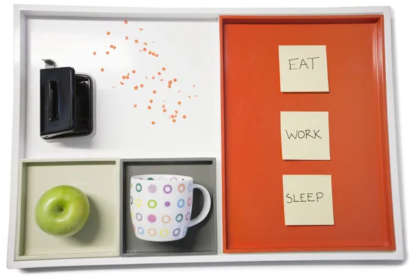 Tray with punch machine, green apple, cup and sticky notepapers — Stock Photo, Image