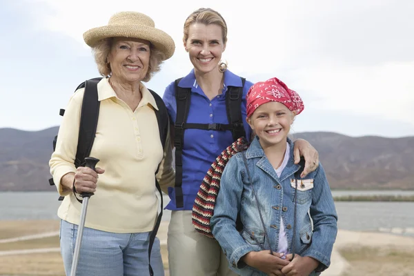 Mother, Daughter And Granddaughter Hiking — Stock Photo, Image