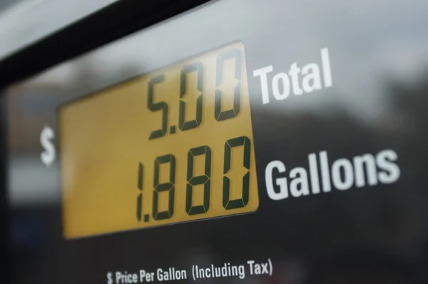 Digitální měřič benzinová pumpa — Stock fotografie