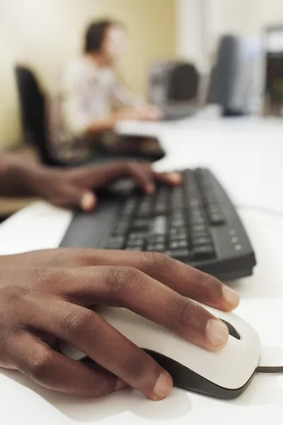 Male hands with computer  keyboard — Stock Photo, Image