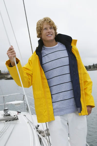 Man Looking Away On Sailboat — Stock Photo, Image