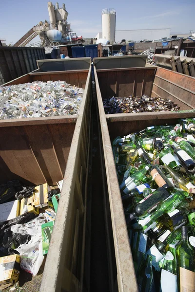 Cumulo di rifiuti a discarica — Foto Stock