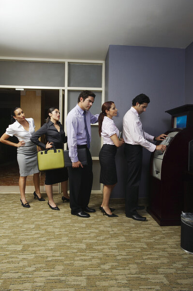 Business Queuing At Vending Machine