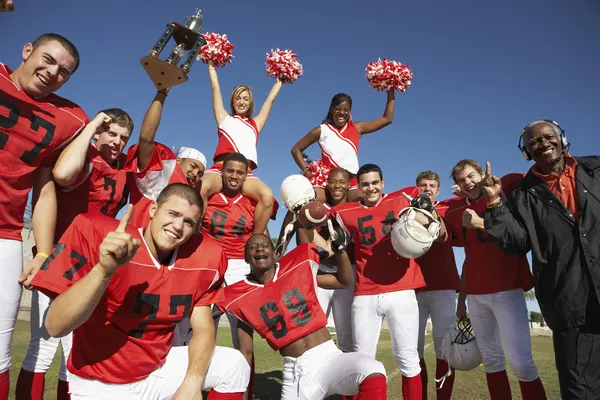 Players with Coach and Cheerleaders — Stock Photo, Image