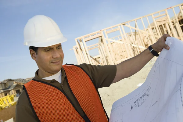 Trabalhador da construção masculino — Fotografia de Stock