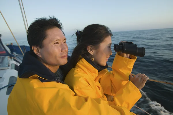 Couple sur le bateau — Photo