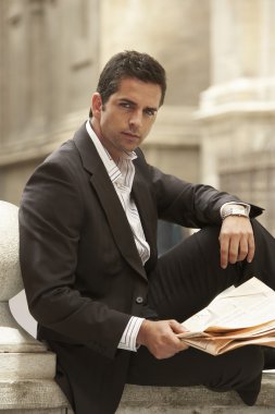 adam tutarak gazetesi