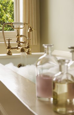 Banyo yağları şişelerde