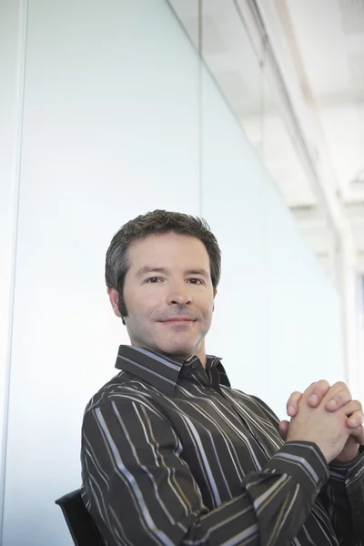 Male office worker — Stock Photo, Image