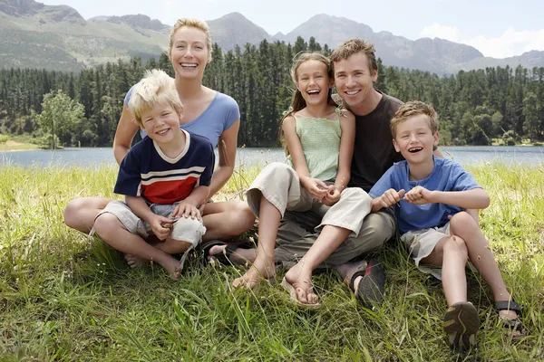 Familia feliz — Foto de Stock