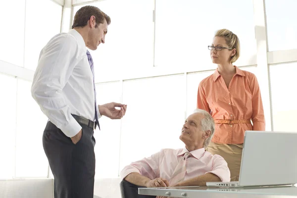 Business colleagues in conference room — Stock Photo, Image