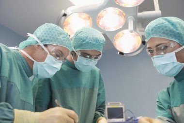 cerrahlar ile ameliyathaneler için