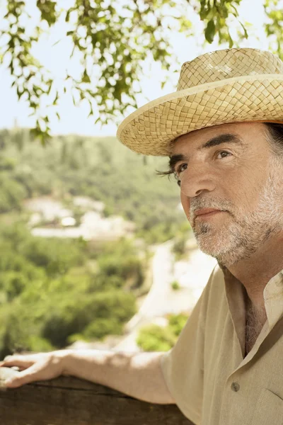 Man in straw hat — Stock Photo, Image