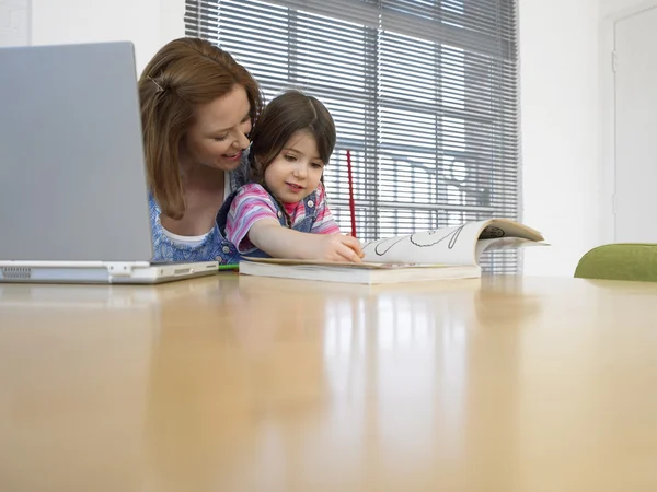 Mor och dotter — Stockfoto