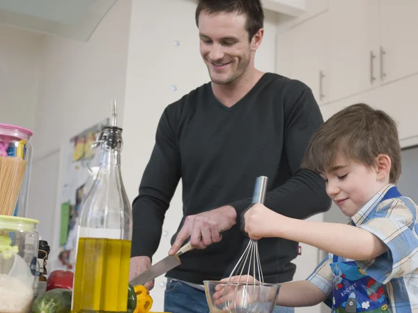 Son Helping Father — Stock Photo, Image