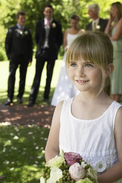 Flower Girl and Wedding Party — Stock Photo, Image