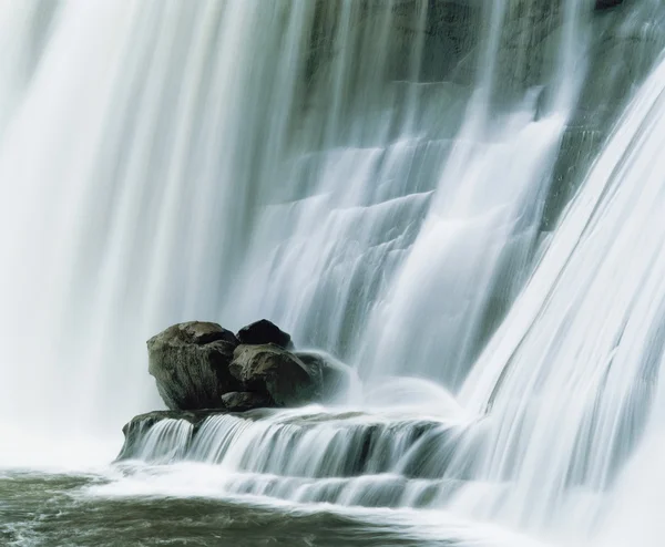 Wasserfall — Stockfoto