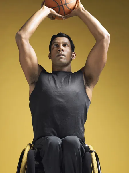 Paraplegic athlete with basketball — Stock Photo, Image