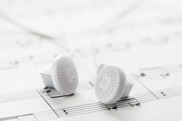 Sheet Music and Headphones — Stock Photo, Image