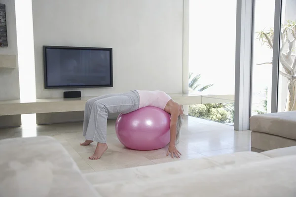 Woman Stretching — Stock Photo, Image