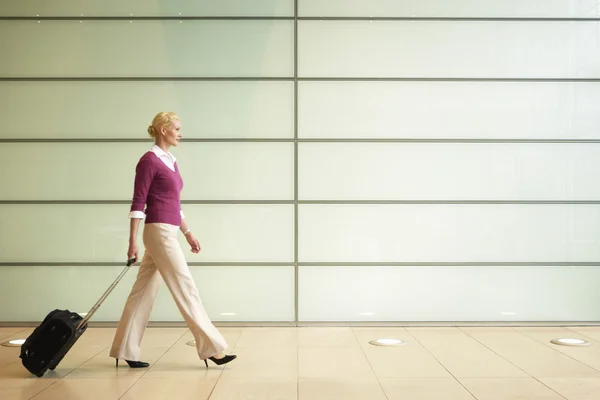 Businesswoman with Suitcase — Stock Photo, Image