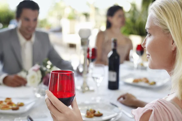 Amici a cena Festa — Foto Stock