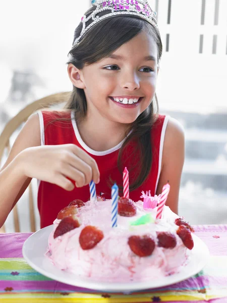 Girl with birthday cake — Stock Photo, Image