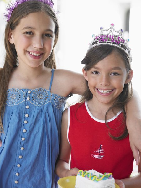 Девушки на дне рождения
