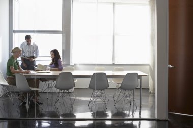 Office işçilerin çalışma