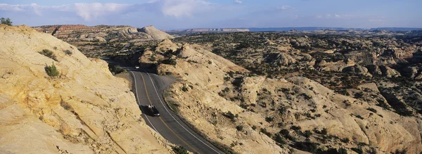 Utah carro na estrada — Fotografia de Stock
