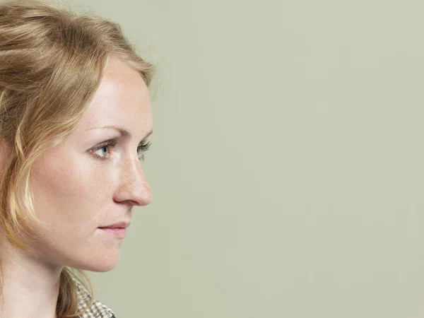 Woman posing in studio — Stock Photo, Image