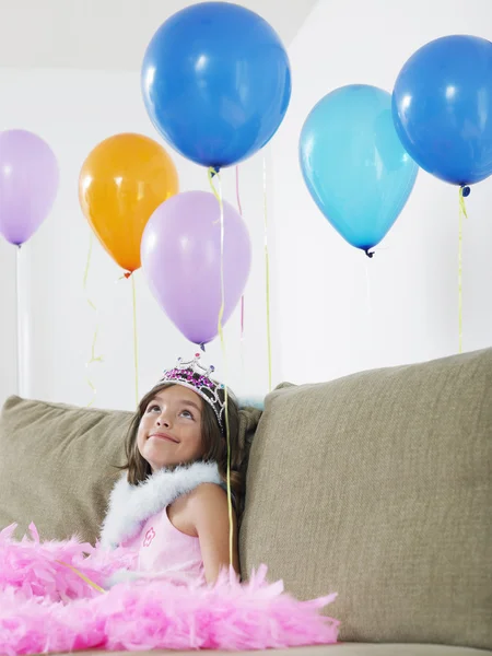 Mladá dívka na balónky — Stock fotografie