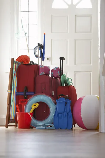 Packed vacation luggage — Stock Photo, Image