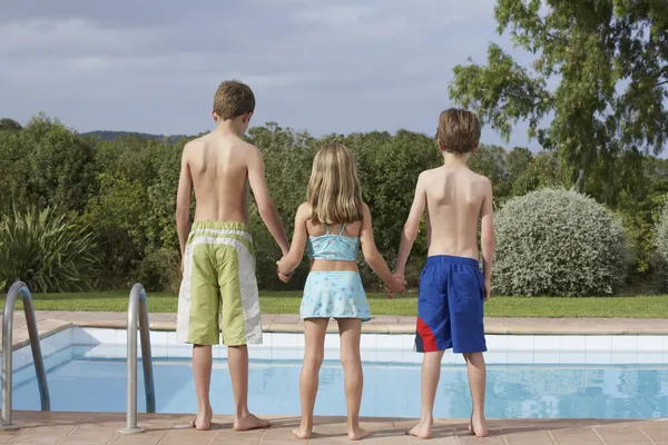 Boys and girl standing — Stock Photo, Image