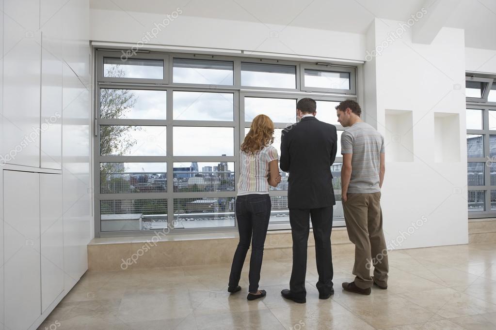 Couple standing in Apartment