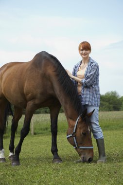 kadın sevişme horse
