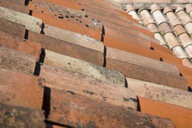 çatı kiremitleri