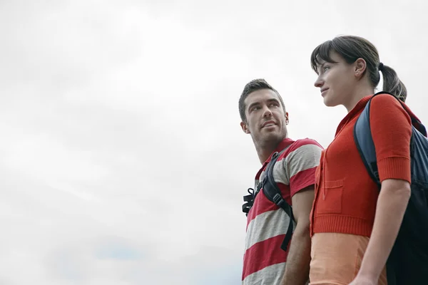 Couple standing outdoors — Stock Photo, Image