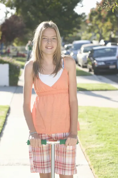 Adolescente chica — Foto de Stock